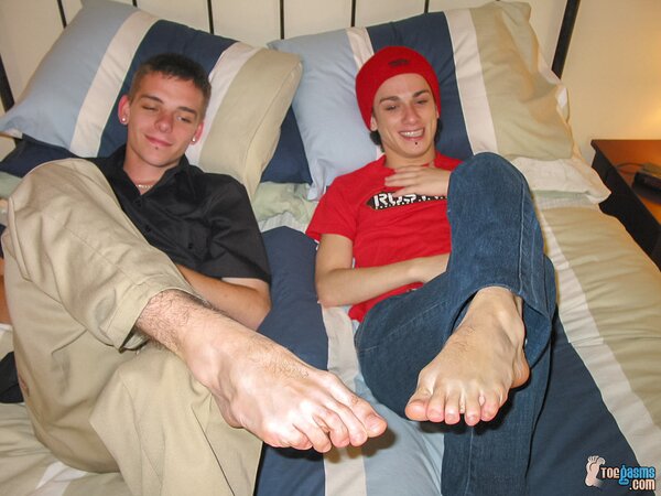 Phillip Ashton and Skug shows off their sneakers and socks