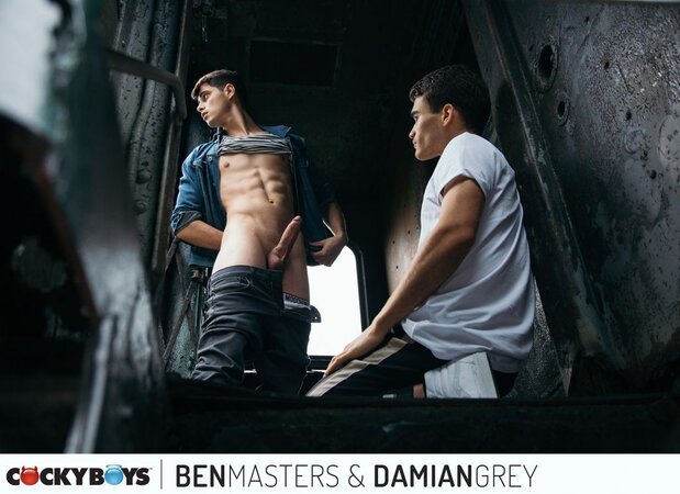 Ben Masters fucks Damian Grey