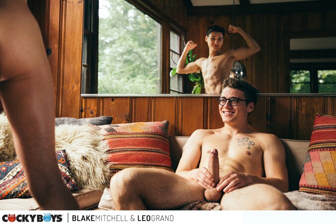 Blake Mitchell fucks Leo Grand