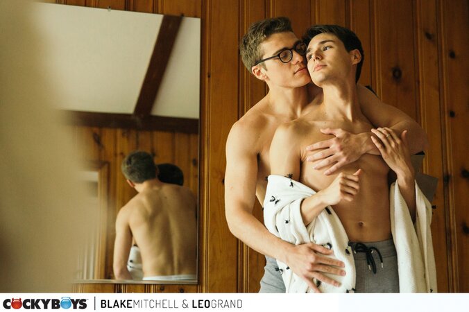 Blake Mitchell fucks Leo Grand