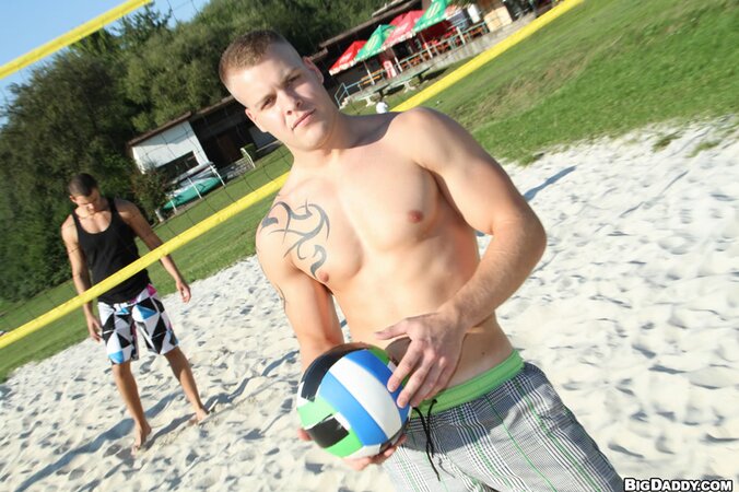 Volley-Ball & Some Dick!