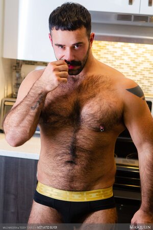 Milo Madera fucks Teddy Torres