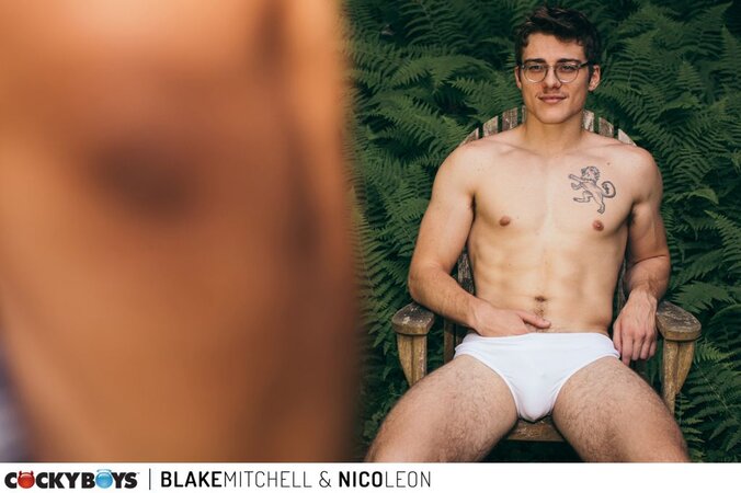 Blake Mitchell fucks Nico Leon