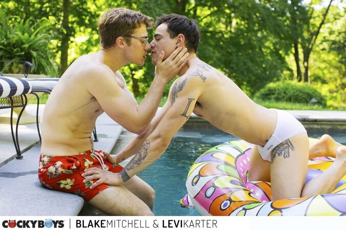 Blake Mitchell fucks Levi Karter