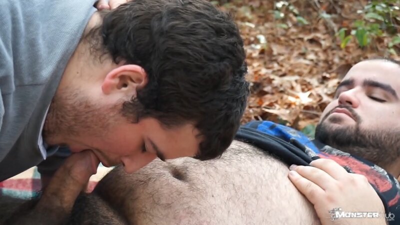 Raging Gay Bear Pleasure