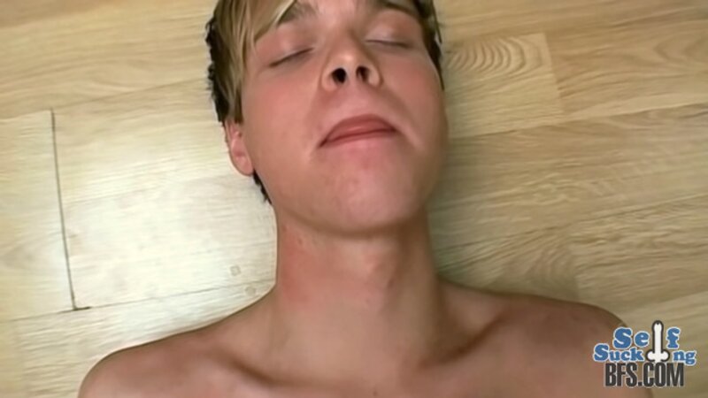 Slim twink Colby Bonds shows off his skills while masturbating