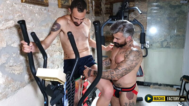 Gym training leads to a hot fucking between Koldo Goran and Santi Noguera