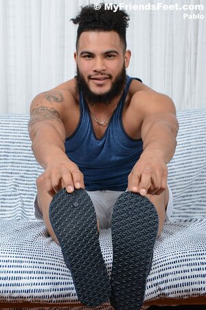 Pablo's smooth and stunning feet steal the spotlight