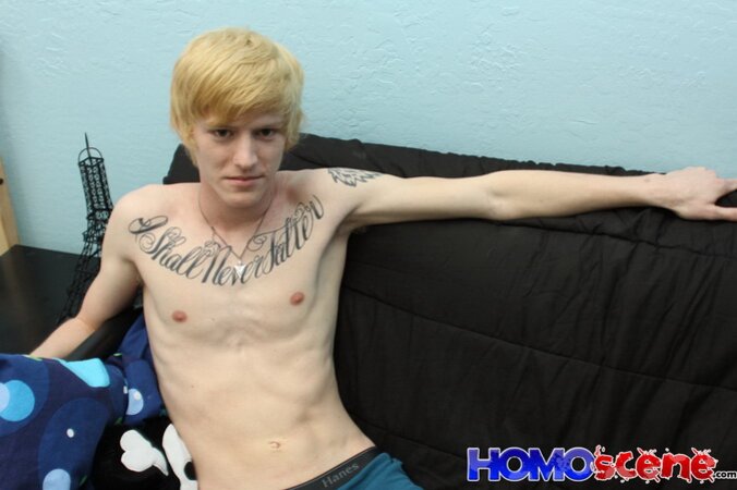 19yo emo stud earns his first money by stripping naked