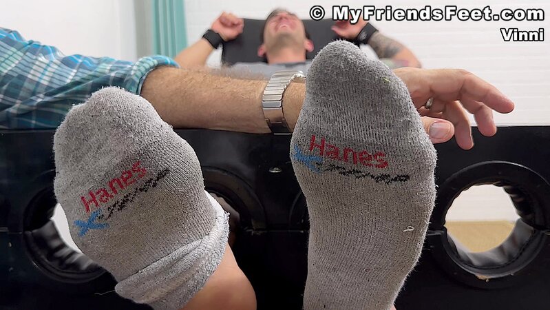 Vinni goes from athletic socks to barefoot and completely naked
