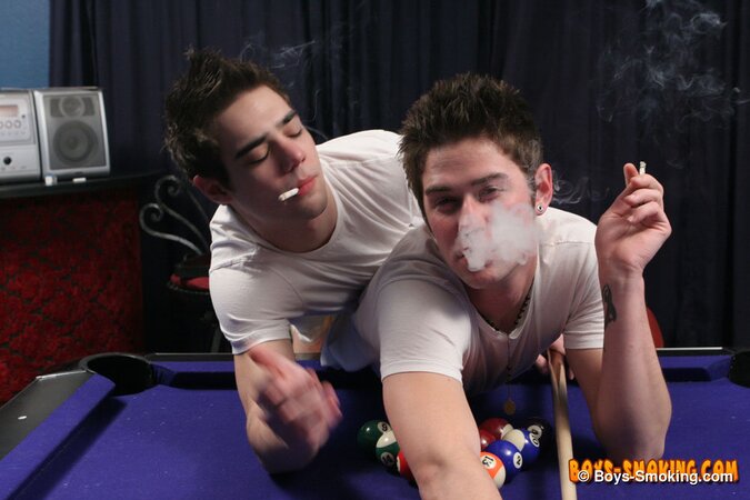 Zack Randall smokes and fucks Shane Allen by pool