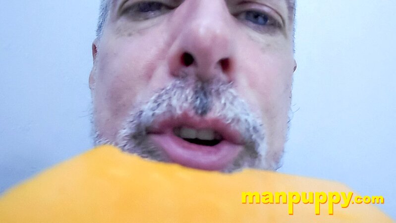 Richard Lennox mocks your size while eating cheese