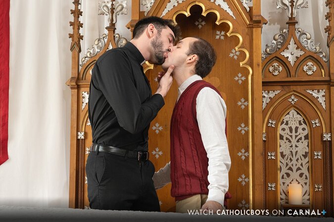 Marcus Rivers bottoms for Jack Aries in hot altar boy anal sex