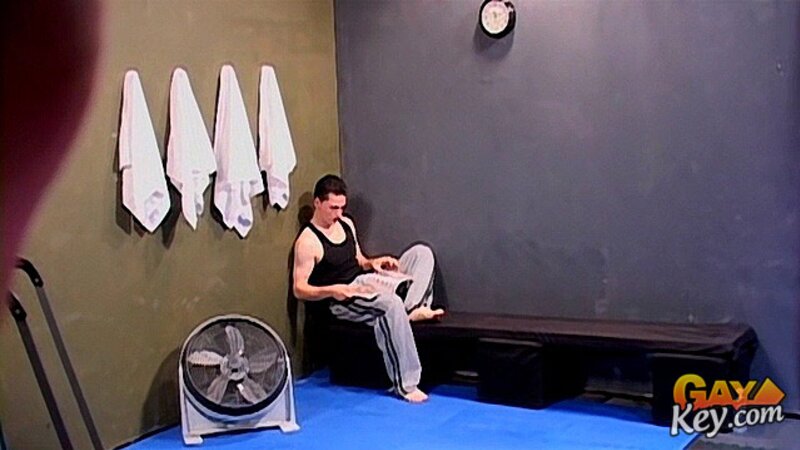 Jordan and Martin share tight holes after workout