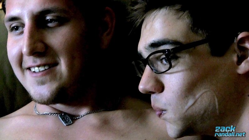 Zack Randall sucks Wyatt Blaze’s cock and gets a tasty reward