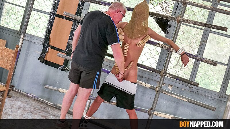 Ricky Vilela is blindfolded, tied up, and teased by Master Sebastian Kane