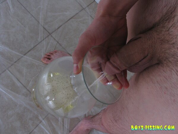 Pissing and stroking get wild with Kyle and Dante