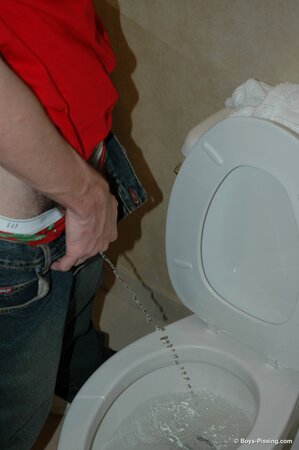 Piss play rookie Skug gives us a glimpse of his wild side