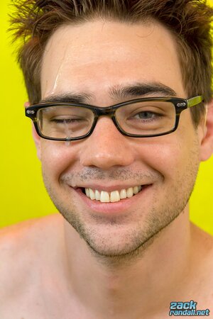 Zack Randall sucks his own cock and cums on his face