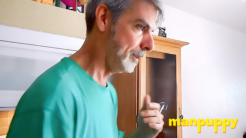 Richard Lennox gets humiliated and eaten by his giant step-dad in the kitchen