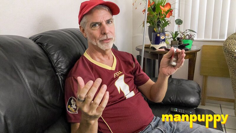 Richard Lennox owns his farting and shares Dutch Oven stories
