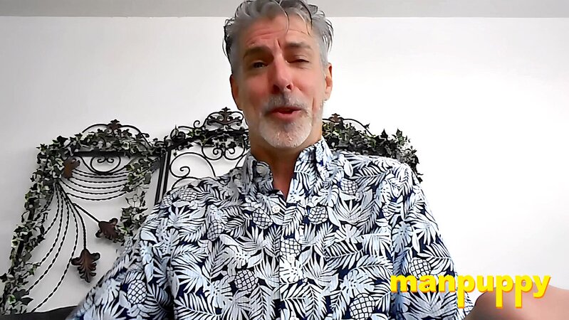 Jeff Drizzle gives you a humiliating drag makeover