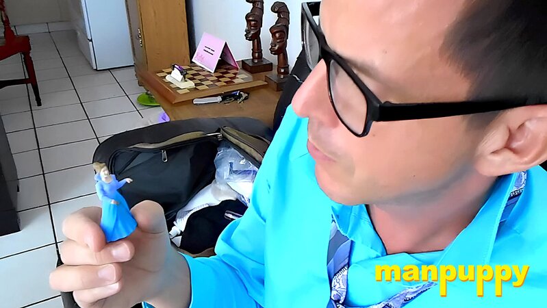 Jeff Drizzle gives you a humiliating drag makeover