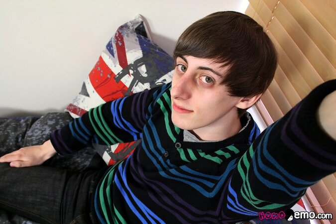 Skinny emo twink Ethan Knight jerks off and shoots a big load