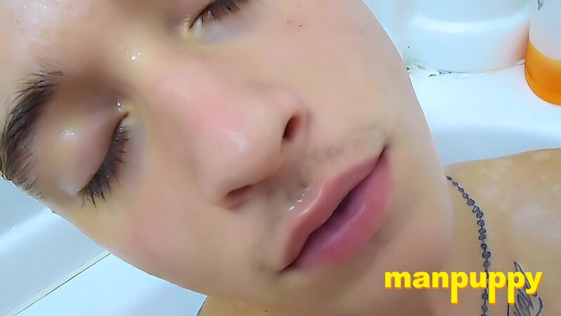 Tristan Sweet relaxes in bubbles, blowing smoke and teasing himself