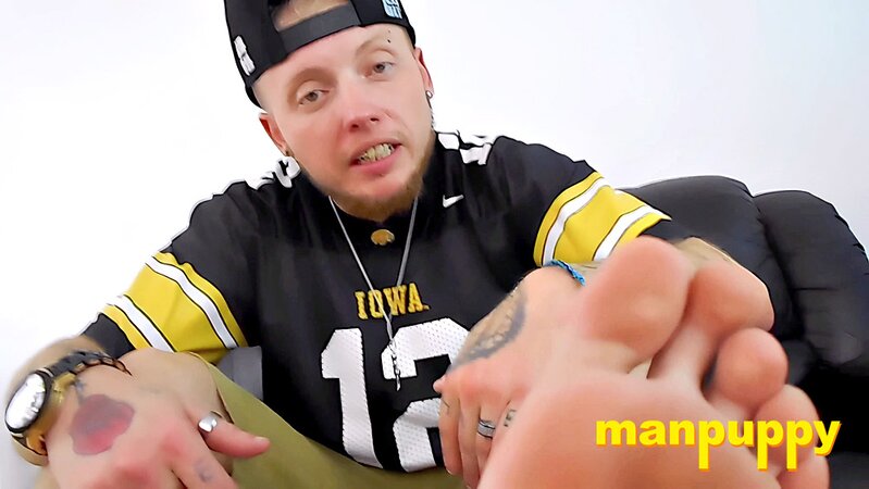 JC Dickerson humiliates you with sweaty socks and demands foot licking