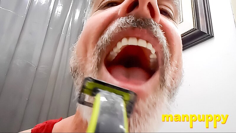 Richard Lennox’s beard shaving session filled with teasing and control