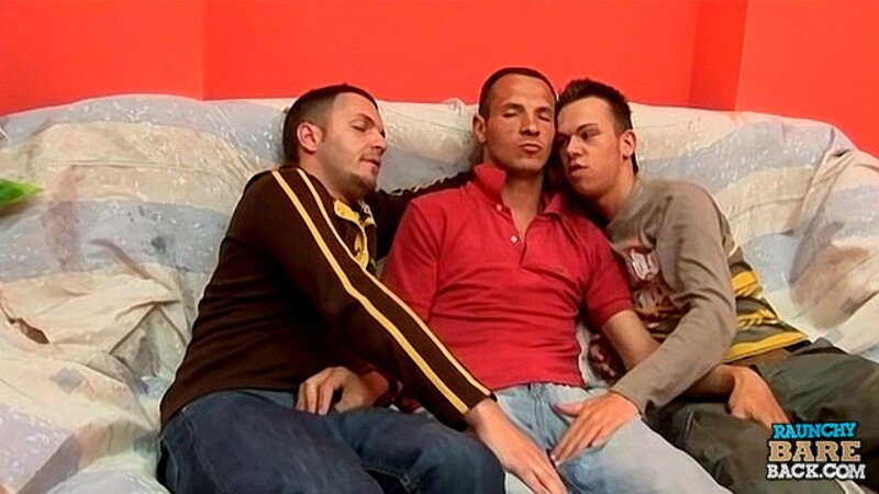 Renato and Dado fuck Bili’s two holes raw in bareback threesome
