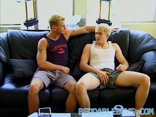 Twink Lee Walbash and Drew Peters share hard cock sucking and cumshots