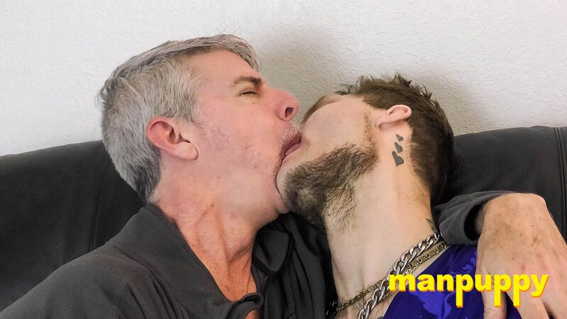 Jake Skittles and Richard Lennox fight with tongues and hard cocks