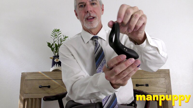 Richard Lennox shows off his vibrating cock ring live