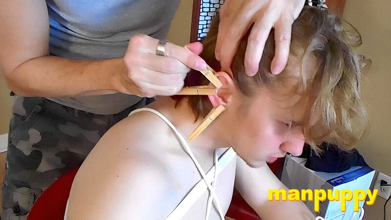 Richard Lennox puts clothespins on Elis Ataxxx’s ears to tease him