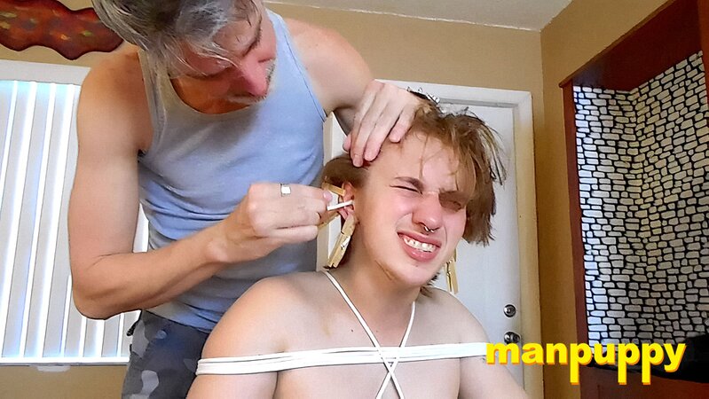 Richard Lennox puts clothespins on Elis Ataxxx’s ears to tease him