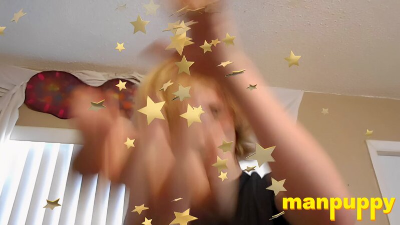 Elis Ataxxx uses magic to shrink you down and tease you