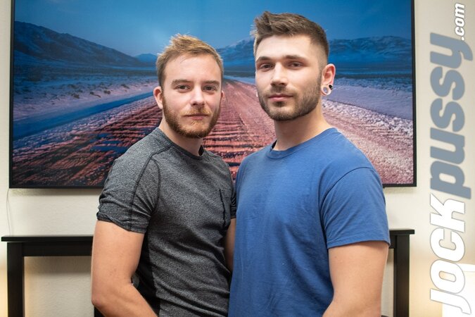 Tyler Castle sucks Luke Hudson’s cock slow before riding him