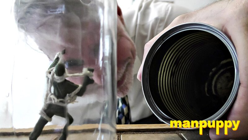 Richard Lennox catches tiny spy and traps him in a jar