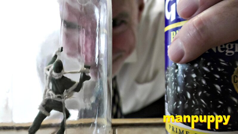 Richard Lennox catches tiny spy and traps him in a jar
