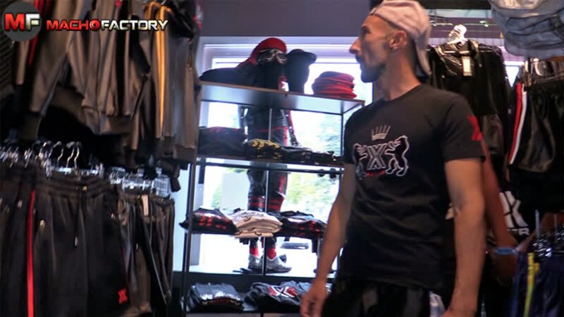 Quawn Hardon and Bruno Torres fuck Dominique Kenique in store