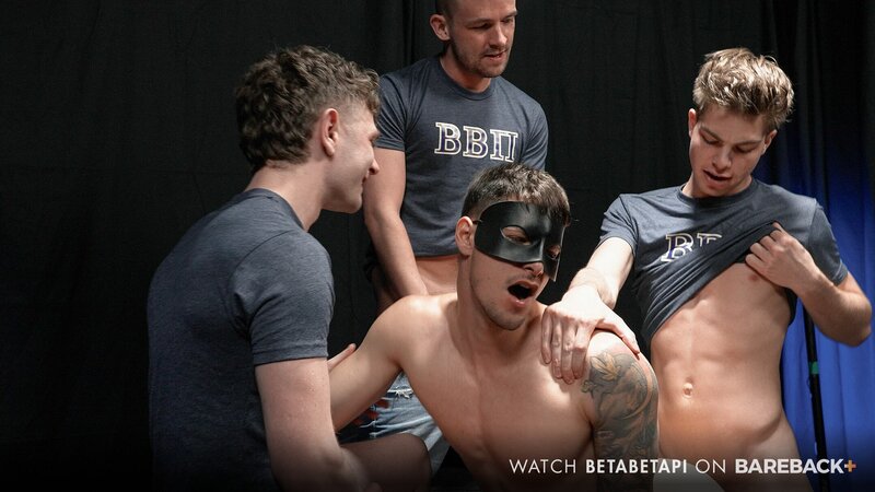 Canyon Cole and Lane Colten join a hot gang bang with Zander Woodz