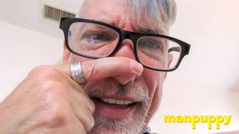 Richard Lennox is a nerdy giant trying too hard to be cool