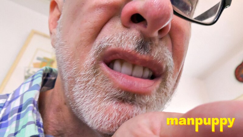 Richard Lennox is a nerdy giant trying too hard to be cool