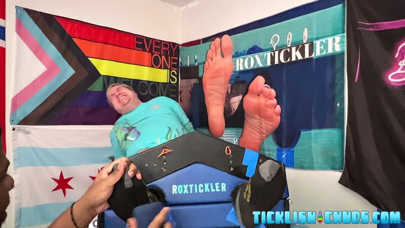 Interracial foot fetish and tickling domination with J and chubby Matt