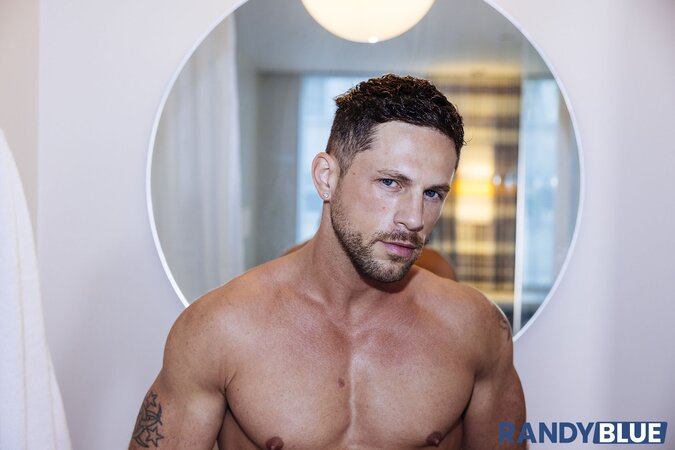 Eric Rey sucks Roman Todd’s cock then eats his ass