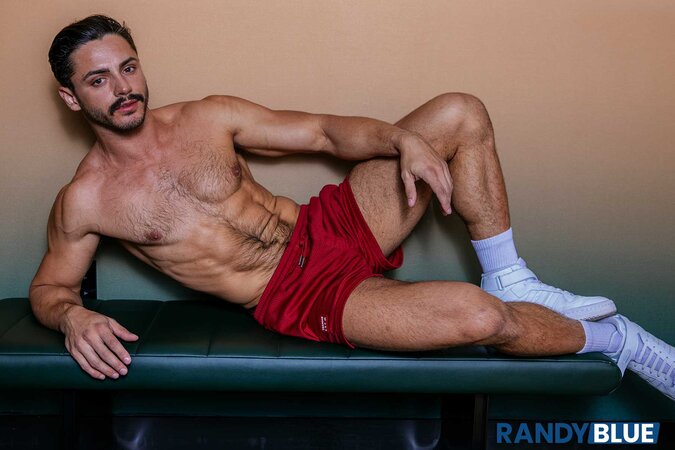Jack Emhoff sucks Axel Rockham’s big cock like a pro