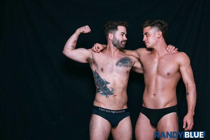 Jaxon Valor rides Trevor Brooks and cums fast