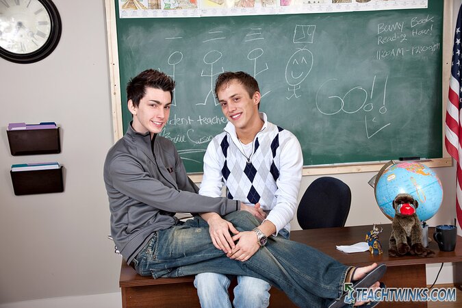 Colby London sucks Brice Carson in teacher-student fuck